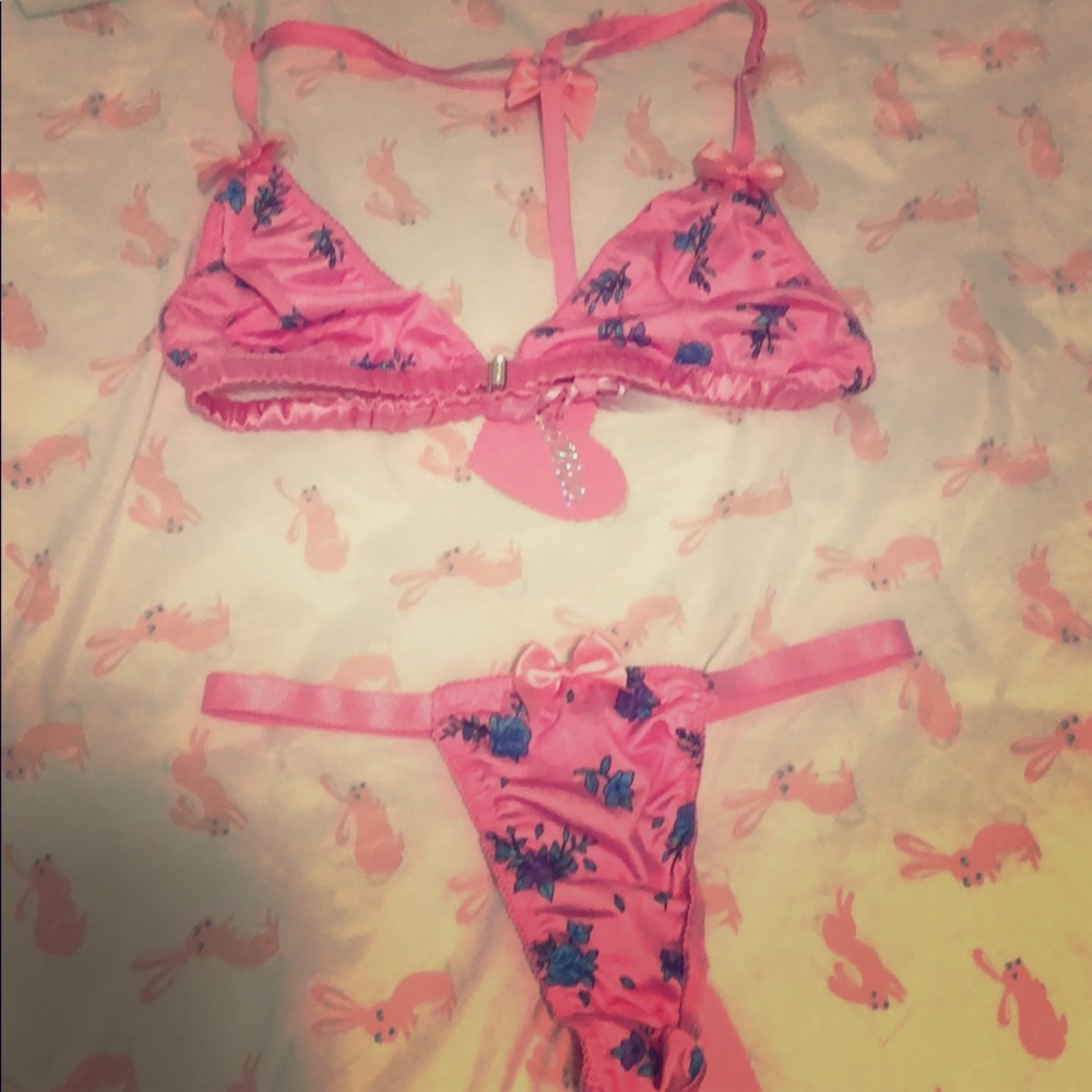 NWT Sugar thrillz/ Dollskill lingerie set